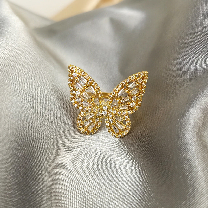 Rasa Luxe Ring