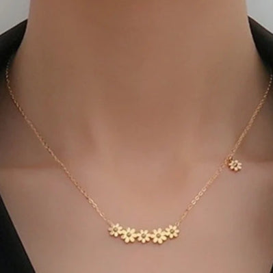 Gul Necklace