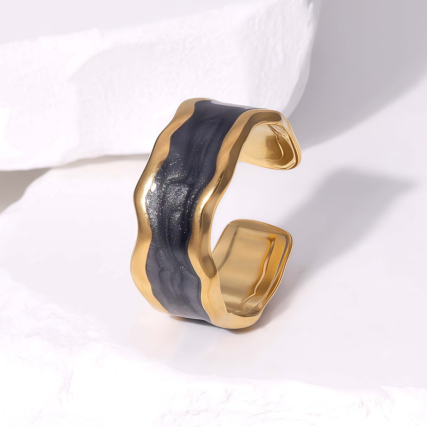 Noir Ring