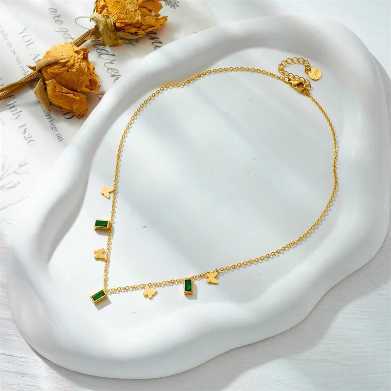 Pankhuri Necklace